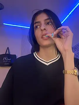 Snapshot of cristel_17 chatting on 23, 2, 2025 cristel 17 online show from 23, 2, 2025