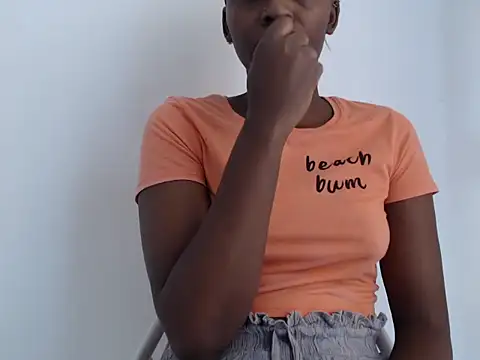 black   ghodess online show from 29, 9, 2025