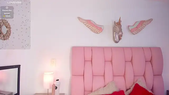 VeronikaOlsen online show from 5, 3, 2025