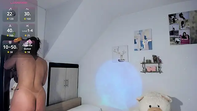 VeronikaOlsen online show from 13, 10, 2025