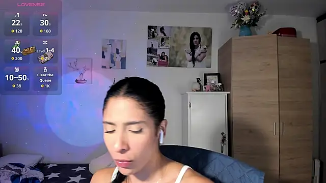 VeronikaOlsen online show from 26, 10, 2025