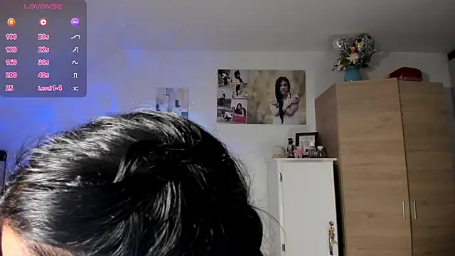 VeronikaOlsen online show from 12, 11, 2025