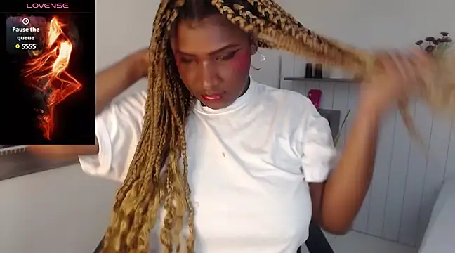 Snapshot of NikitaKiss chatting on 14, 2, 2025 NikitaKiss online show from 14, 2, 2025