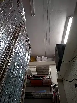 Mia Novikov online show from 5, 2, 2026