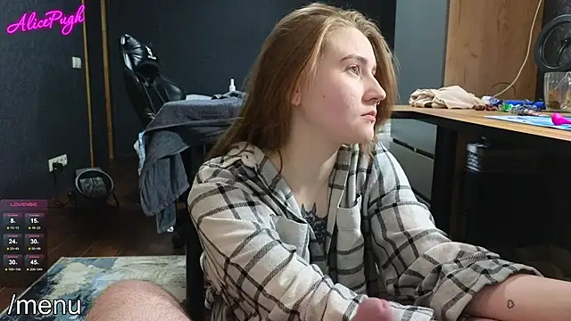 Snapshot of alicepugh chatting on 25, 1, 2025 alicepugh online show from 25, 1, 2025