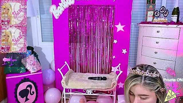 Tawny cox online show from 8, 12, 2024