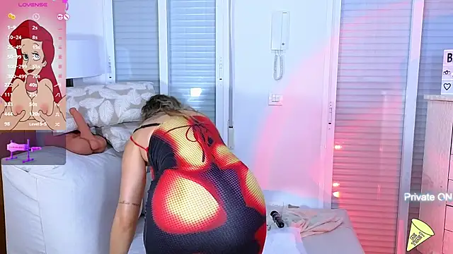 Tawny cox online show from 21, 12, 2024