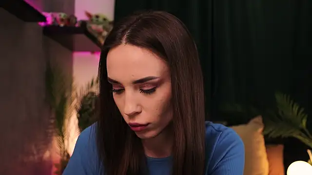 BabyYoda- online show from 13, 2, 2025