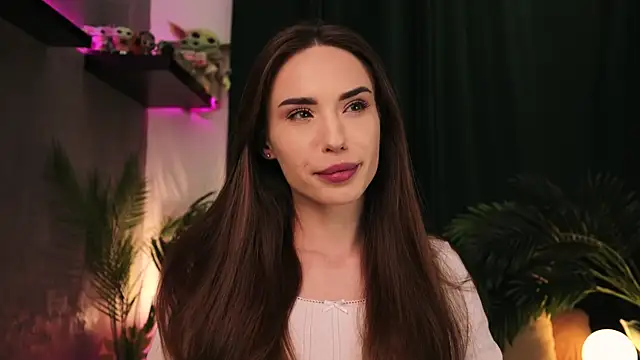 BabyYoda- online show from 6, 3, 2025