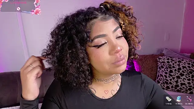 foxxy-lov3 online show from 24, 2, 2026