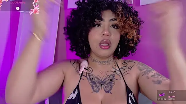 foxxy-lov3 online show from 28, 4, 2026