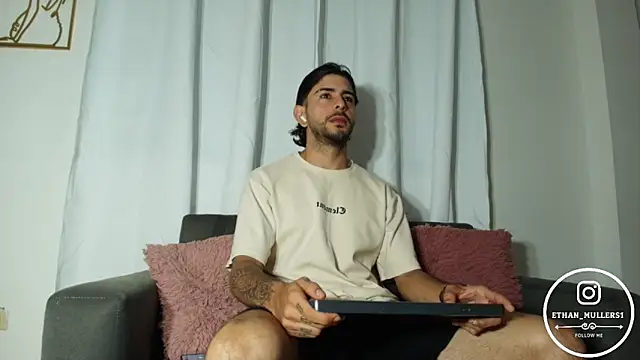 Ethan mullers online show from 17, 3, 2026