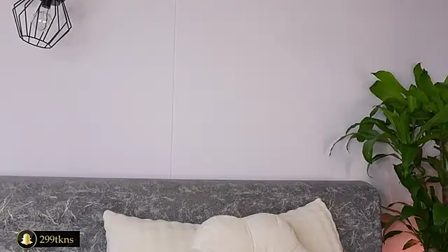 katie cruz online show from 31, 10, 2025