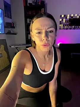 SexOnMyLvL online show from 1, 11, 2025