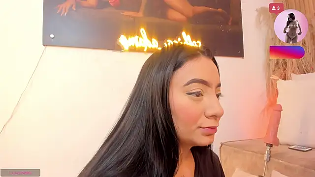 Snapshot of sofhiaa_adaams chatting on 3, 5, 2026 sofhiaa adaams online show from 3, 5, 2026