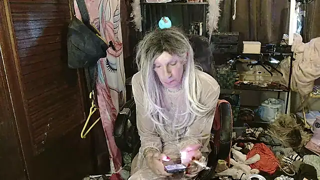 Ombeline1 online show from 19, 11, 2025