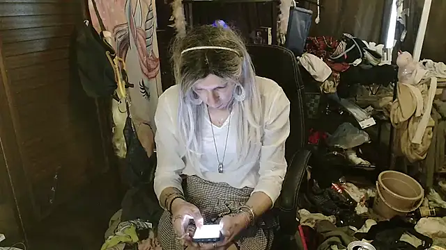 Ombeline1 online show from 12, 1, 2026