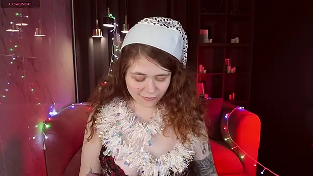 Snapshot of SophiePure chatting on 24, 12, 2024 SophiePure online show from 24, 12, 2024