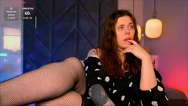 Snapshot of SophiePure chatting on 17, 2, 2026 SophiePure online show from 17, 2, 2026