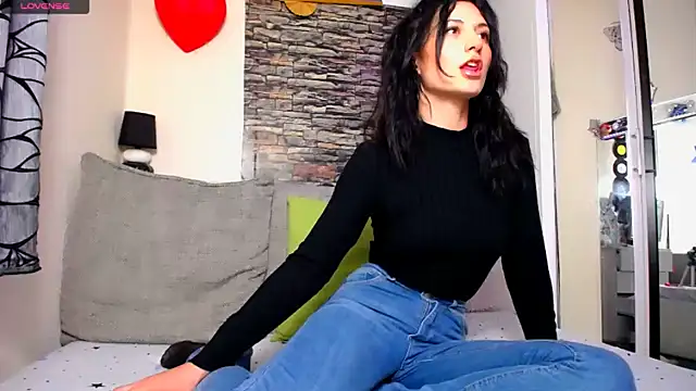 Angelique An online show from 18, 3, 2025