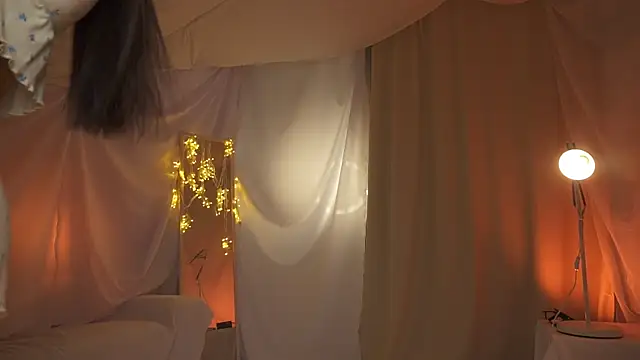 Snapshot of arizonasunrise chatting on 20, 12, 2024 arizonasunrise online show from 20, 12, 2024