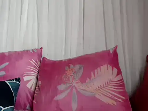 Freakyassnwildx online show from 25, 2, 2025