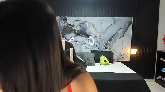 Ivy 16 online show from 13, 3, 2025