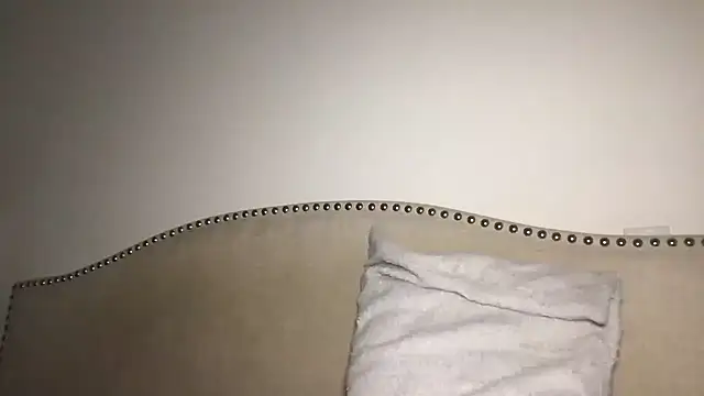 Snapshot of xoxcatt chatting on 8, 11, 2025 xoxcatt online show from 8, 11, 2025