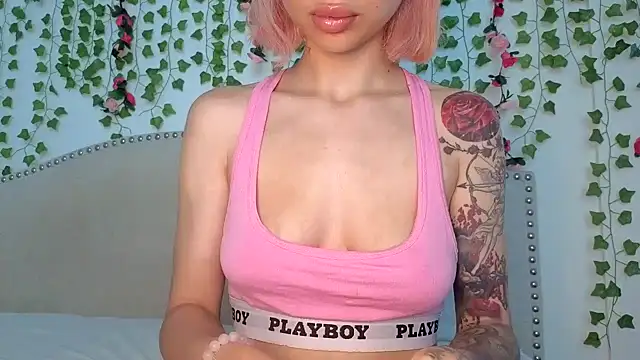 xoxcatt online show from 11, 7, 2026