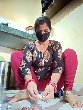 Mamta Chaterjee online show from 9, 10, 2025