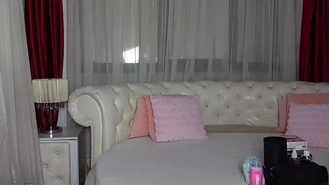 NinaCrystal1 online show from 14, 2, 2025