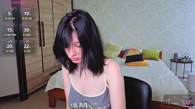 JulisSweet online show from 7, 11, 2025