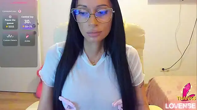 kissnicol32 online show from 29, 7, 2026