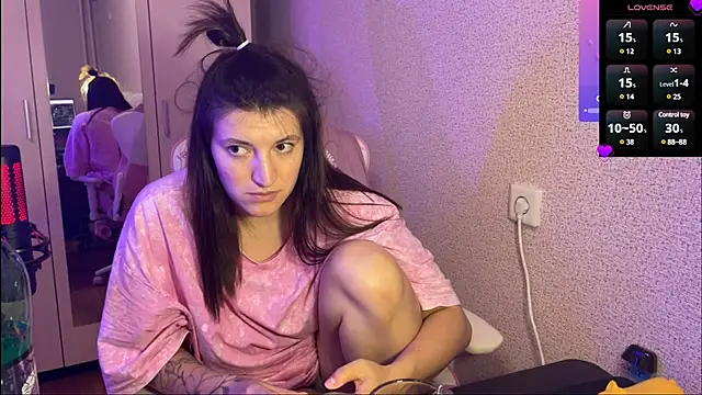 Katrin  kiss online show from 5, 2, 2025