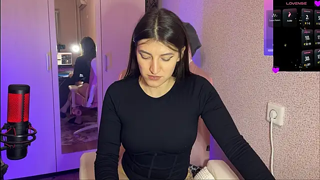 Katrin  kiss online show from 11, 3, 2025