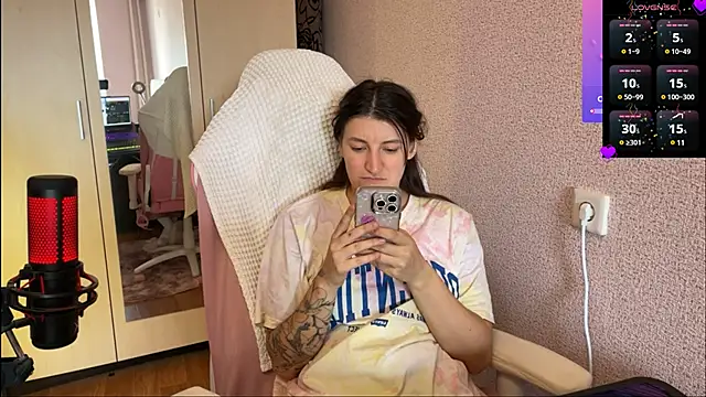 Katrin  kiss online show from 12, 3, 2025