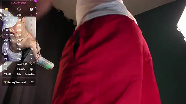 Brat  online show from 28, 1, 2025