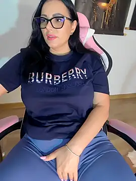 ReiyaRey online show from 11, 7, 2026