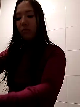 Japabaixinha online show from 23, 12, 2024