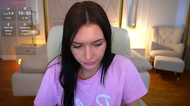 MilaSecrett online show from 27, 4, 2026