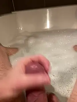 LivingLegend1978 online show from 1, 1, 2025