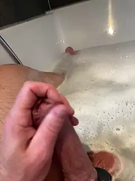 LivingLegend1978 online show from 1, 2, 2025