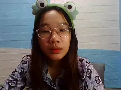 Nanoko online show from 17, 11, 2025