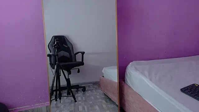 LoveQueen2 online show from 18, 3, 2026