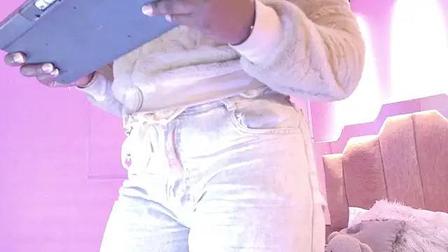 LoveQueen2 online show from 24, 4, 2026