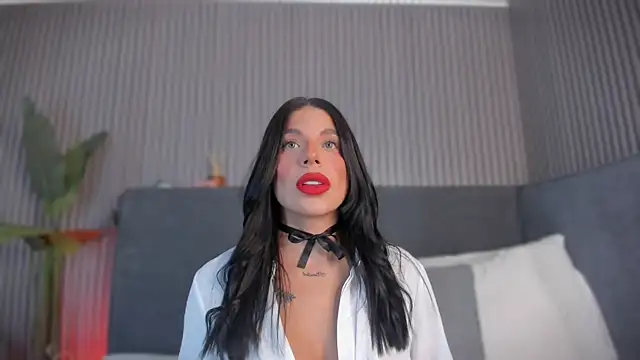 emelie 89 online show from 12, 6, 2026