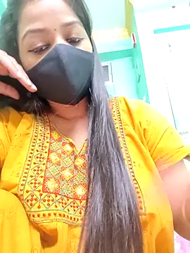 Snapshot of Monalisa_Singh chatting on 16, 10, 2025 Monalisa Singh online show from 16, 10, 2025