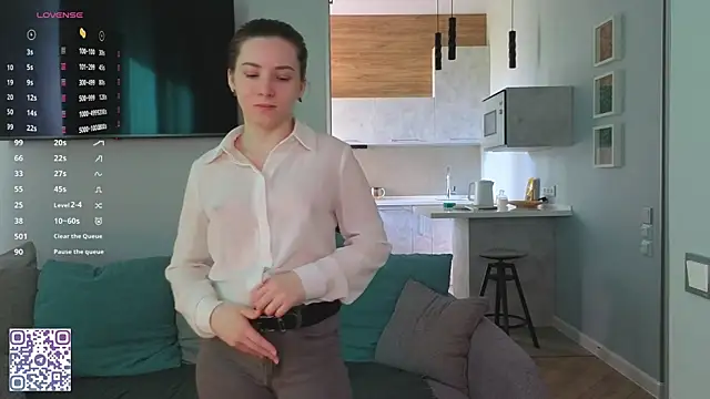 Snapshot of DonnaBurkee chatting on 5, 5, 2026 DonnaBurkee online show from 5, 5, 2026