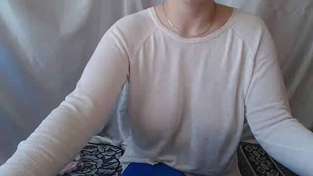 Burberrry  online show from 22, 4, 2026