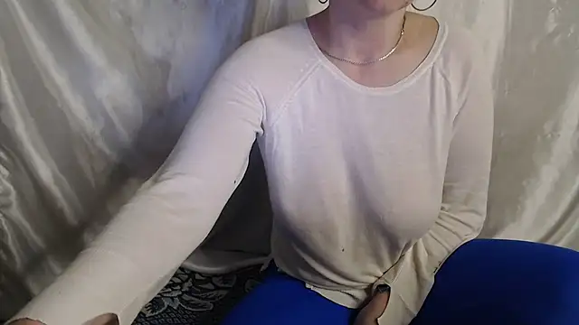 Burberrry  online show from 22, 4, 2026